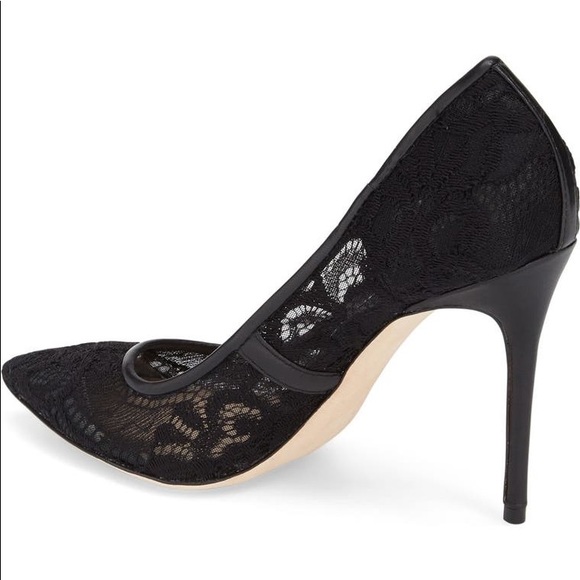 'Orien' Pump
BCBGMAXAZRIA - Picture 3 of 7